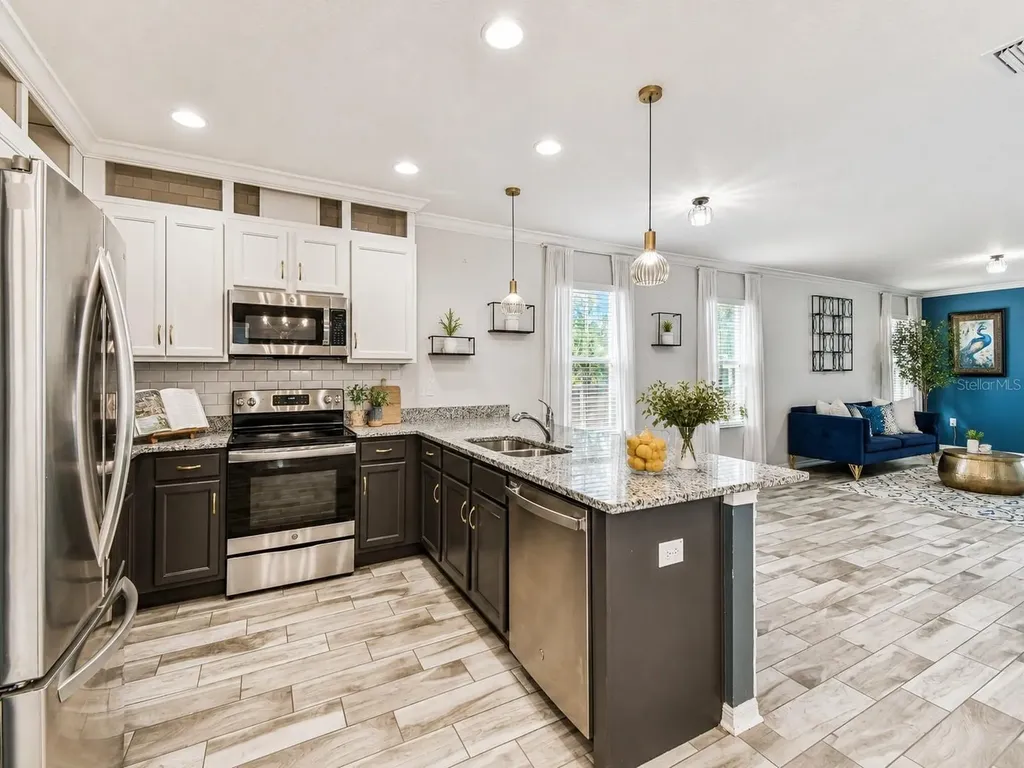 2601 E Lake Avenue Tampa FL 33610