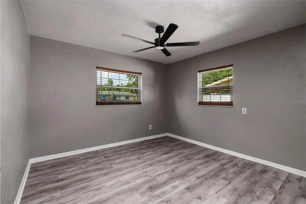 6275 51st Avenue N St Petersburg FL 33709