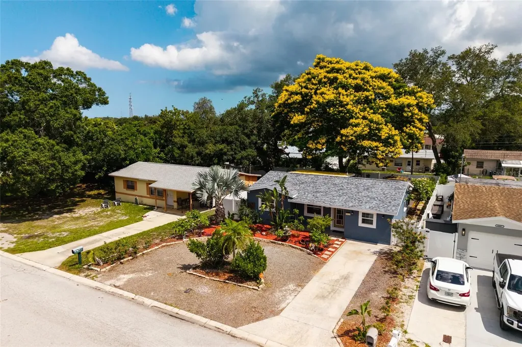 6275 51st Avenue N St Petersburg FL 33709