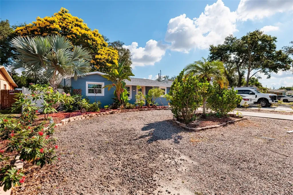 6275 51st Avenue N St Petersburg FL 33709