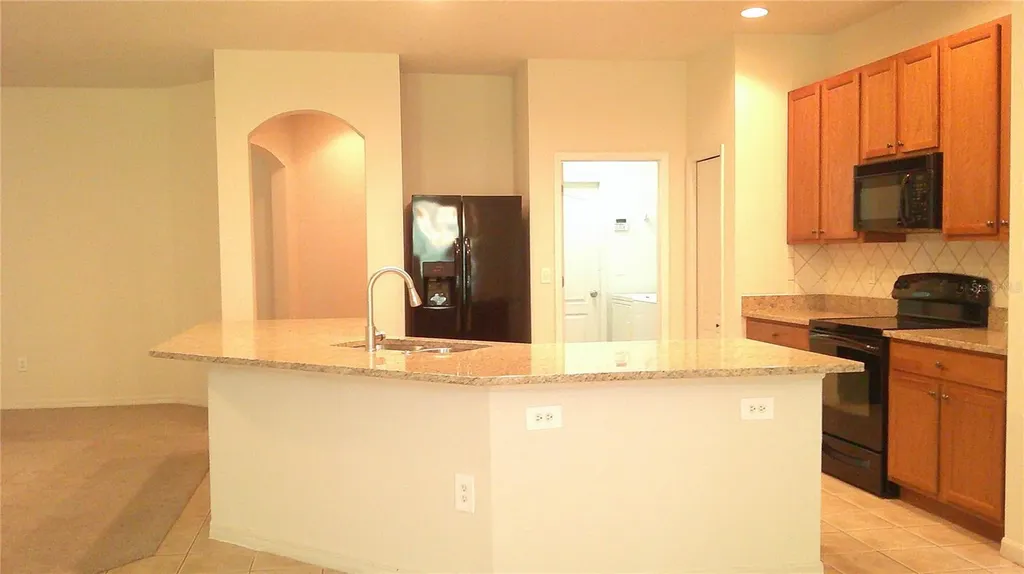 609 Cedar Waxwing Drive Brandon FL 33510