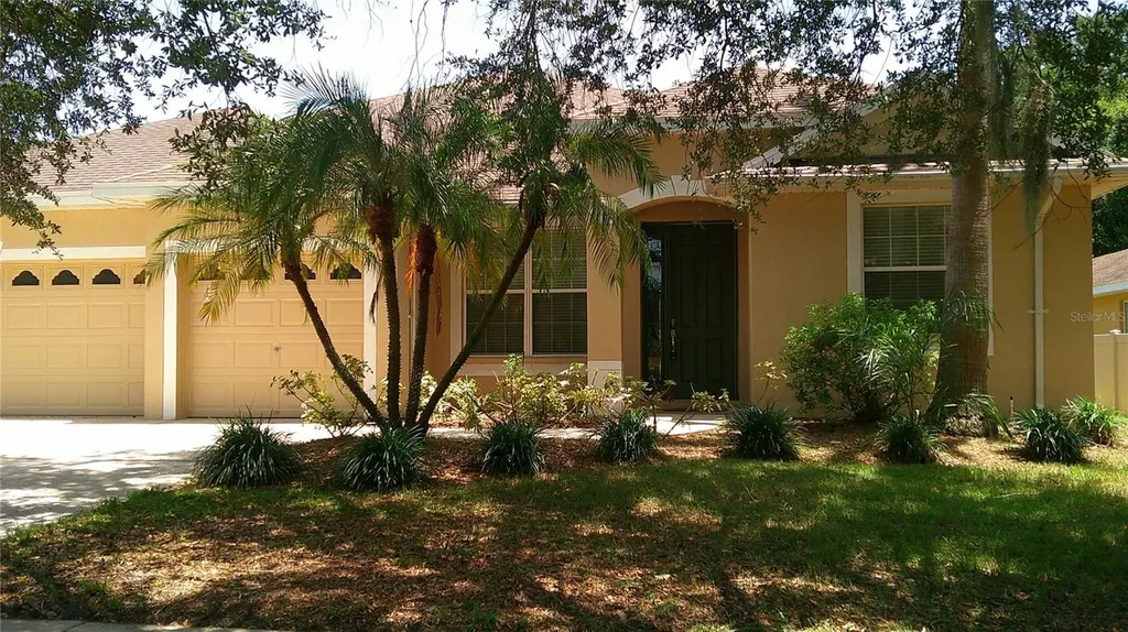 609 Cedar Waxwing Drive Brandon FL 33510