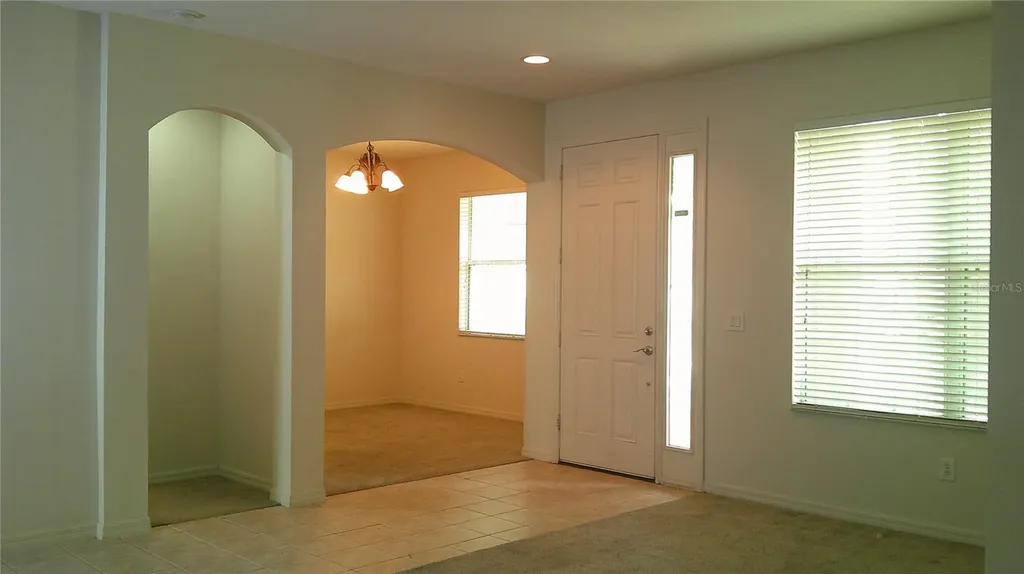609 Cedar Waxwing Drive Brandon FL 33510