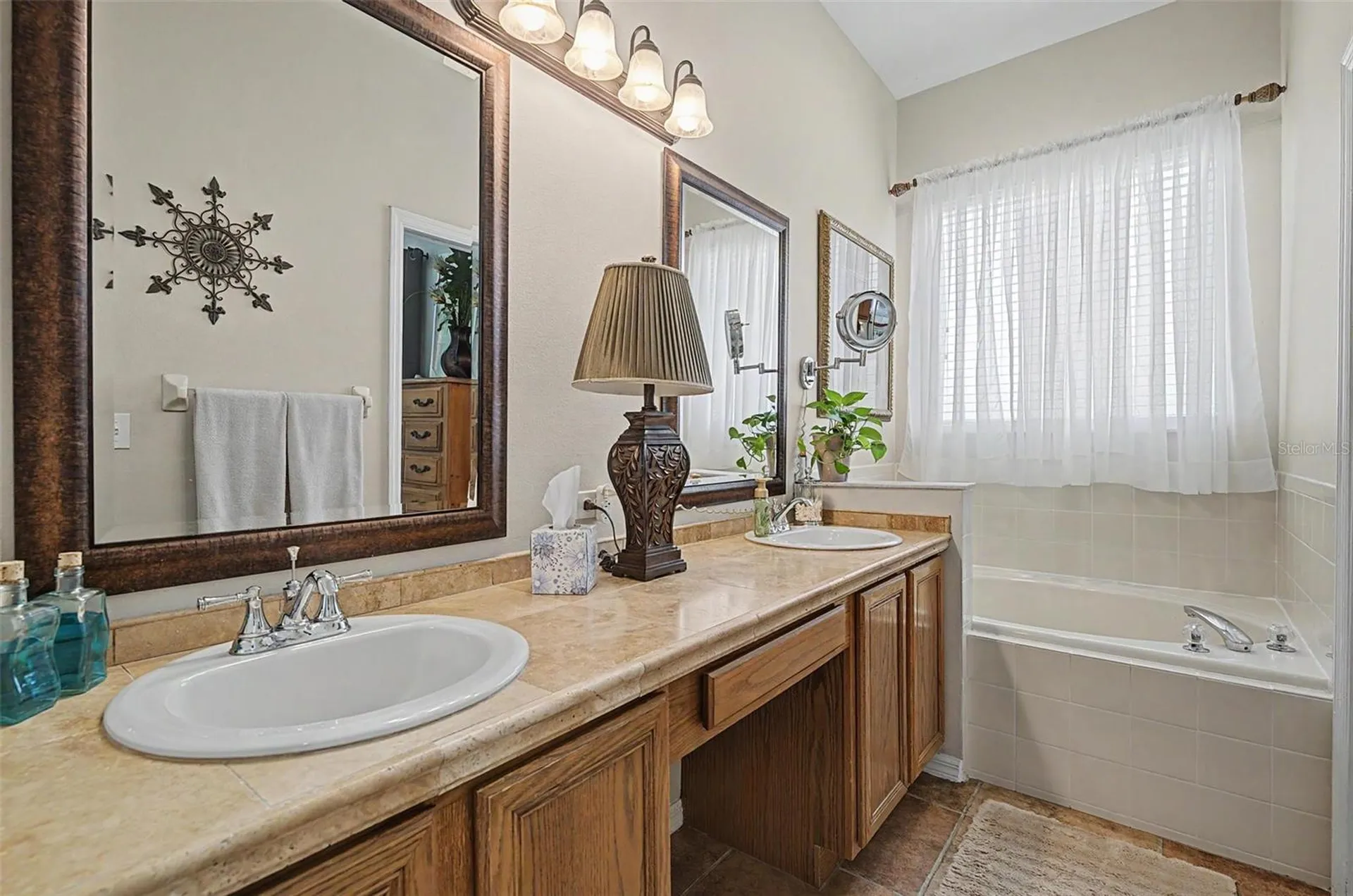 19027 Weatherstone Drive Tampa FL 33647