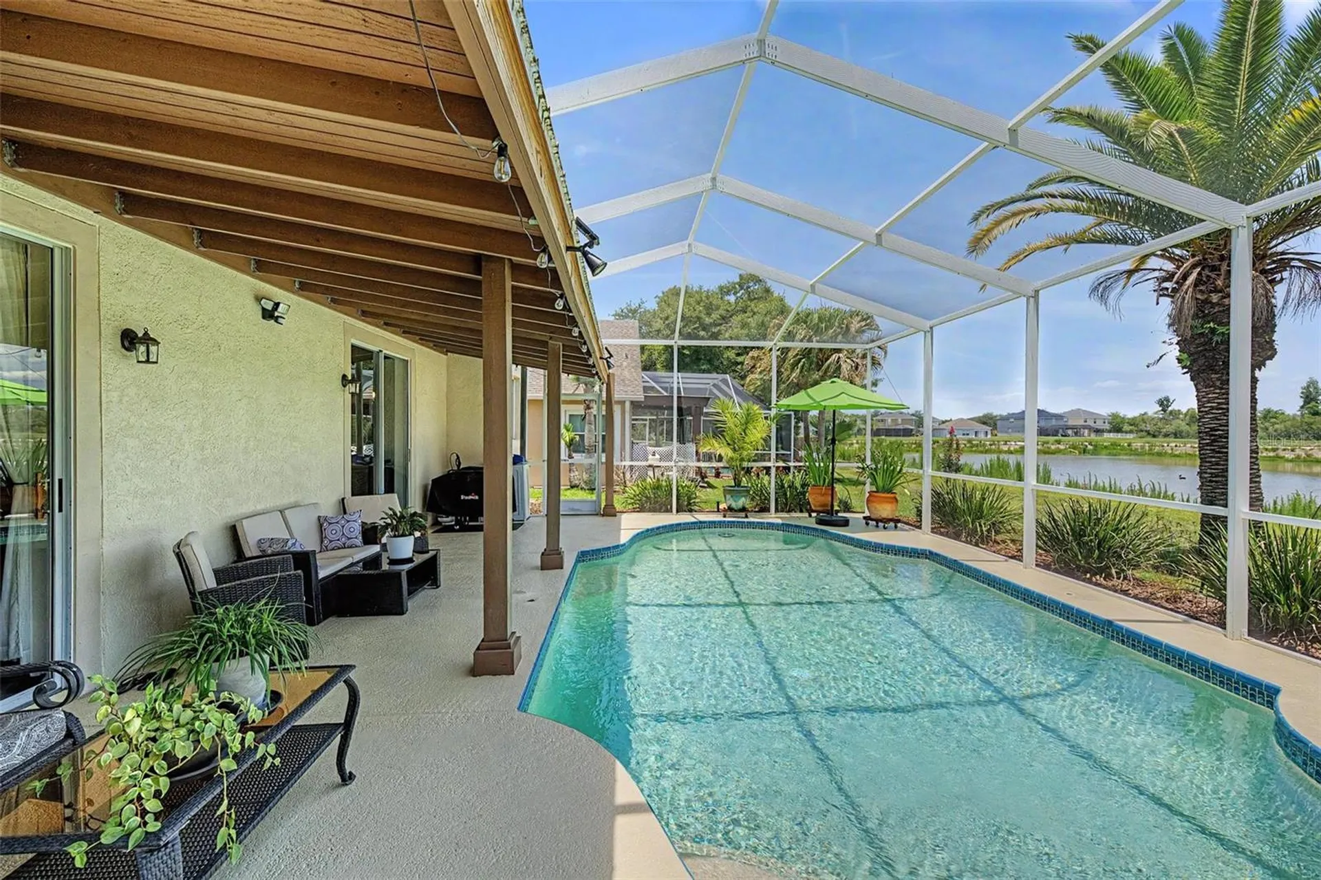 19027 Weatherstone Drive Tampa FL 33647