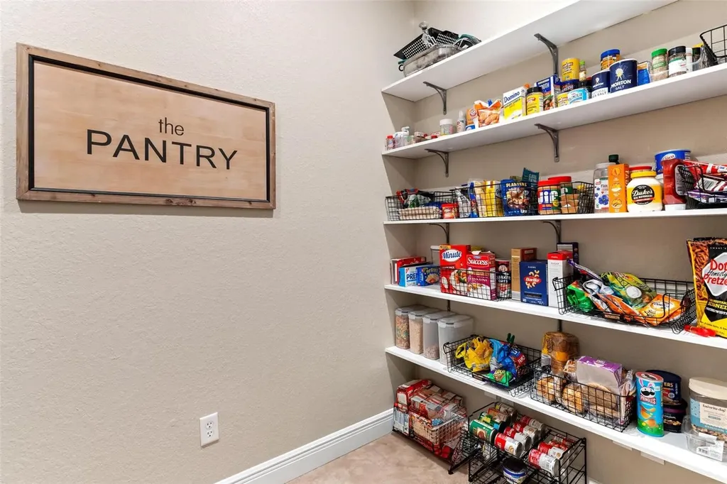 2587 NE 108th Lane Oxford FL 34484