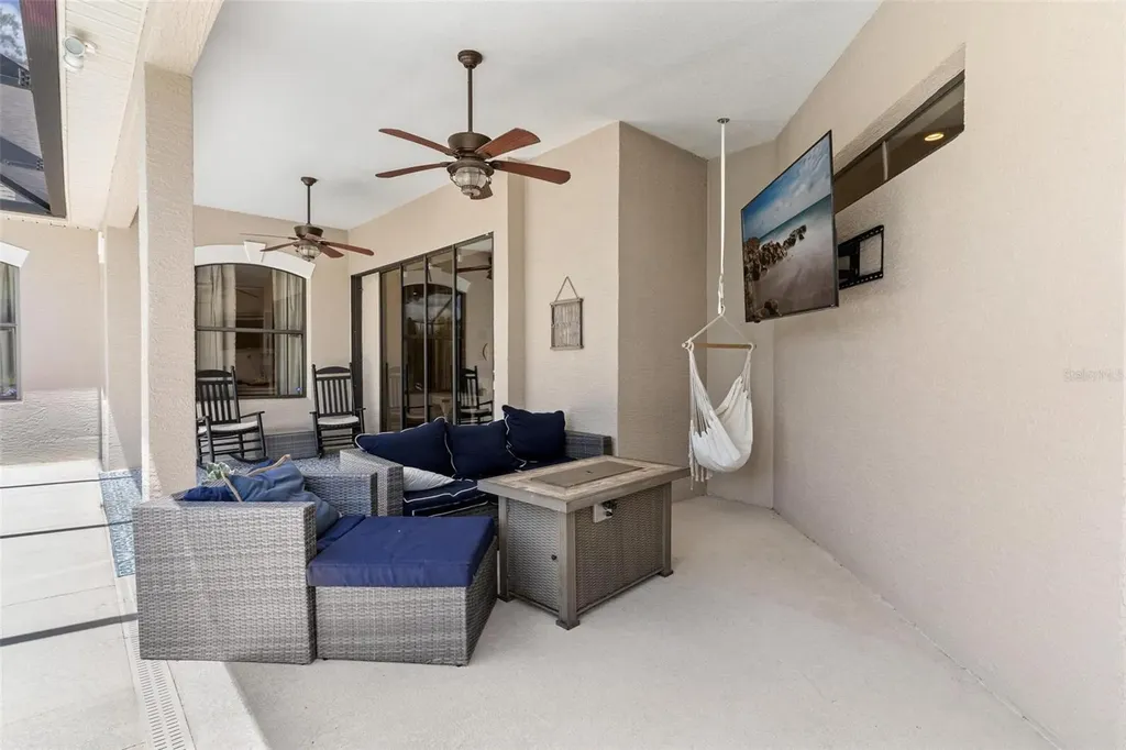 2587 NE 108th Lane Oxford FL 34484