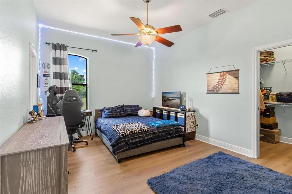 2587 NE 108th Lane Oxford FL 34484
