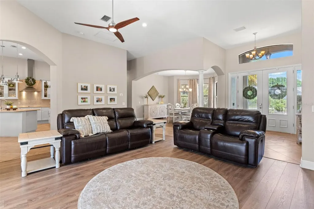 2587 NE 108th Lane Oxford FL 34484