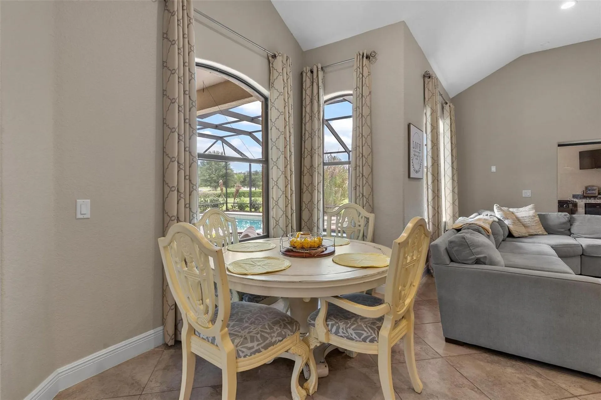 2587 NE 108th Lane Oxford FL 34484