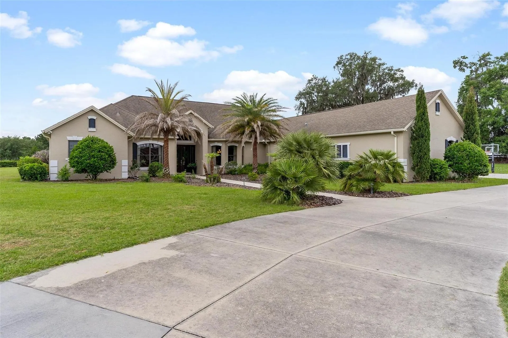 2587 NE 108th Lane Oxford FL 34484