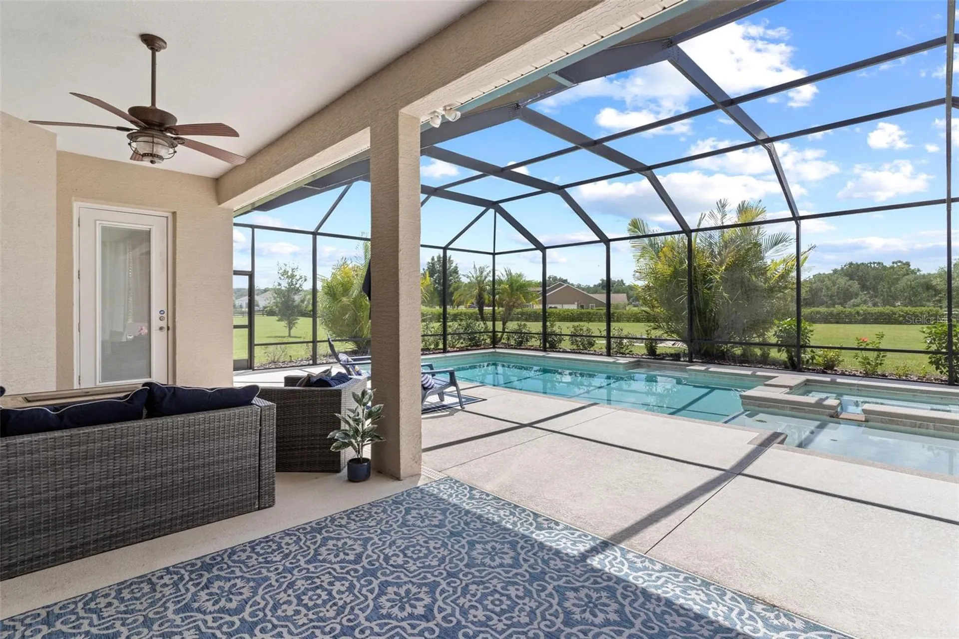 2587 NE 108th Lane Oxford FL 34484
