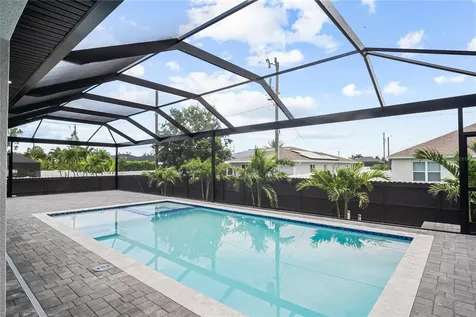 1709 SW 43rd Lane Cape Coral FL 33914