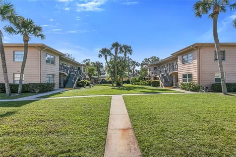 216 36th Avenue N St Petersburg FL 33704
