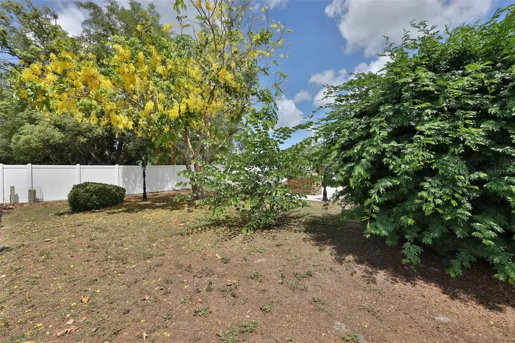 1706 Flamingo Lane Sun City Center FL 33573