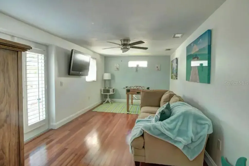 7609 Senrab Drive Bradenton FL 34209