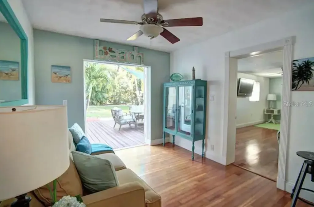 7609 Senrab Drive Bradenton FL 34209