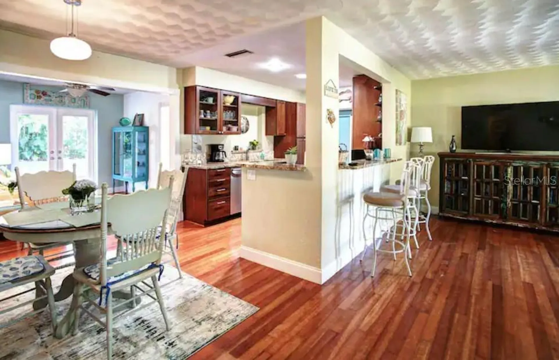 7609 Senrab Drive Bradenton FL 34209