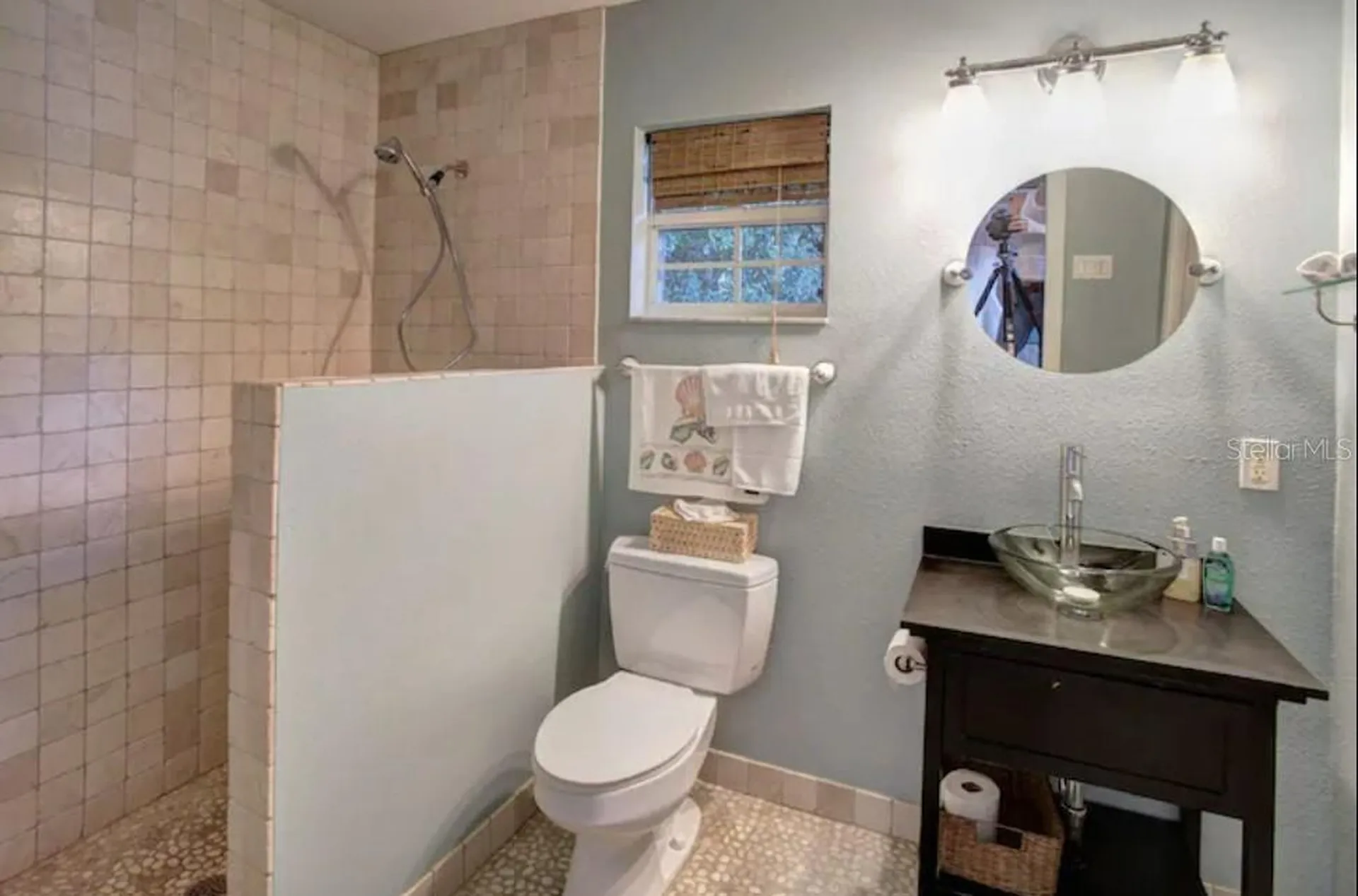7609 Senrab Drive Bradenton FL 34209