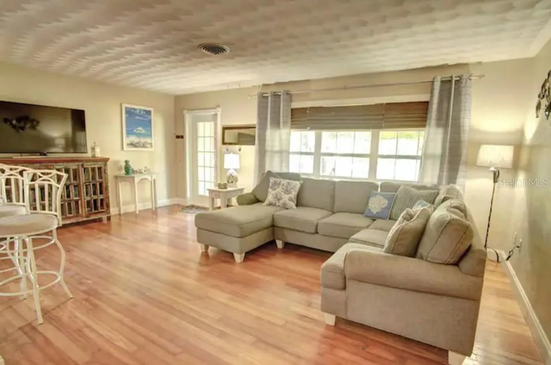 7609 Senrab Drive Bradenton FL 34209