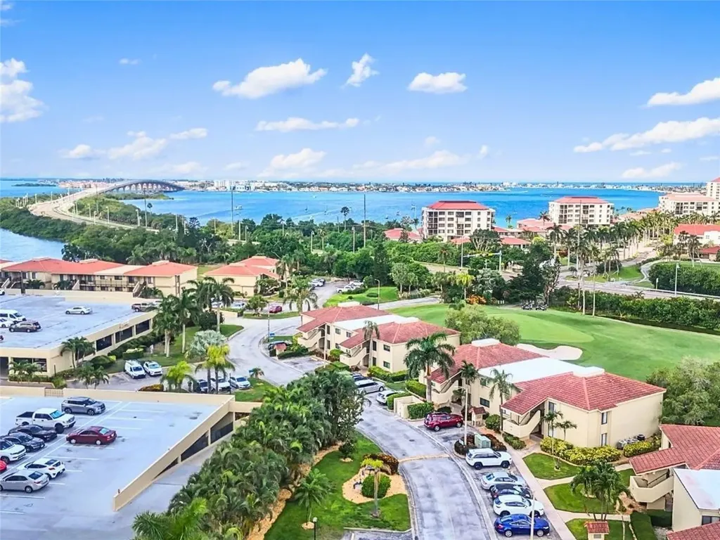 6335 Palma Del Mar Boulevard S St Petersburg FL 33715