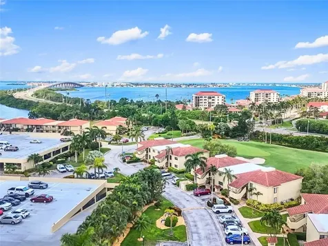 6335 Palma Del Mar Boulevard S St Petersburg FL 33715