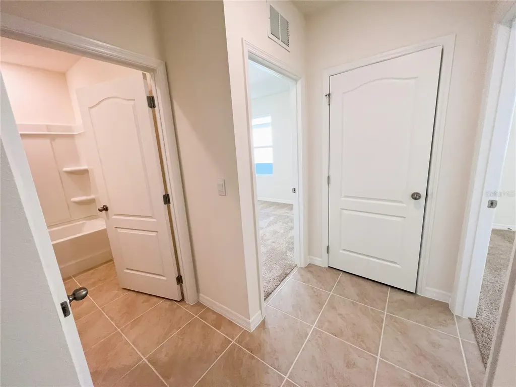 2127 Desert Rose Drive Davenport FL 33837