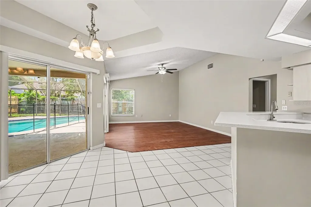 2909 Starmount Drive Valrico FL 33596