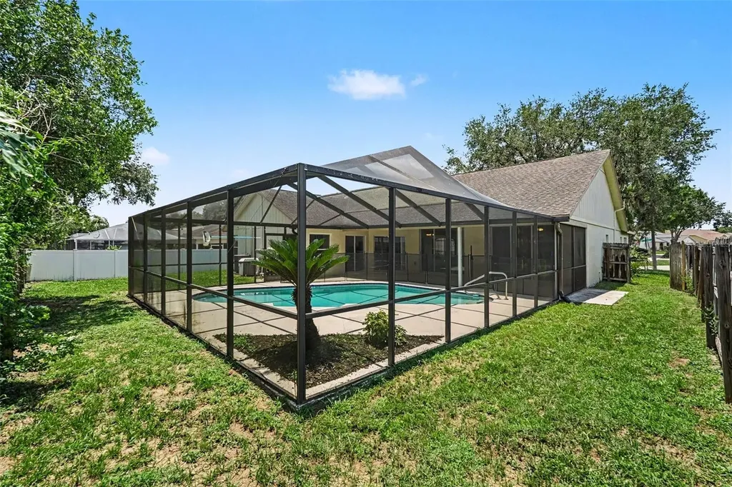 2909 Starmount Drive Valrico FL 33596