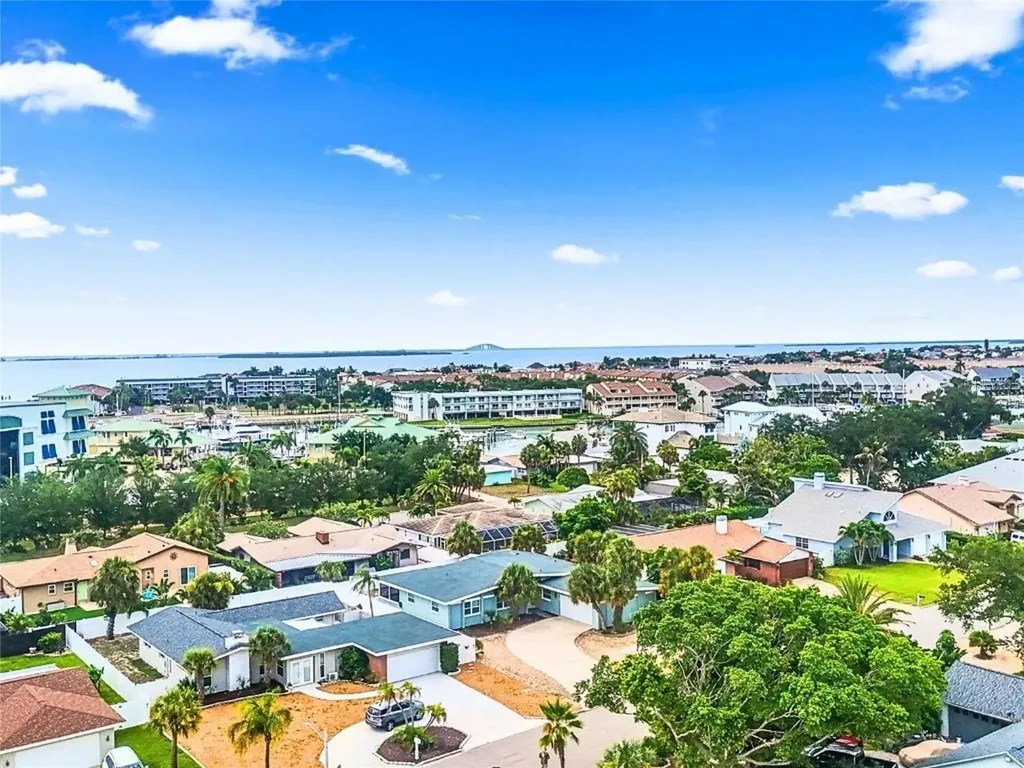 409 4th Avenue N Tierra Verde FL 33715