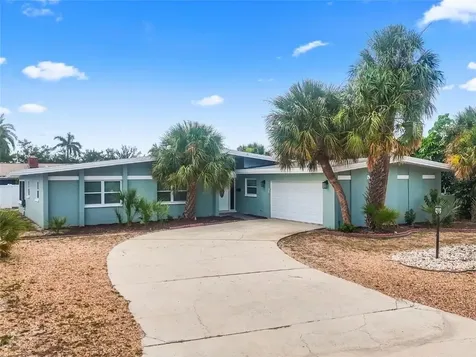 409 4th Avenue N St Petersburg FL 33715