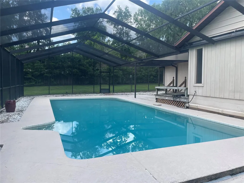 2421 NW 106th Drive Gainesville FL 32606
