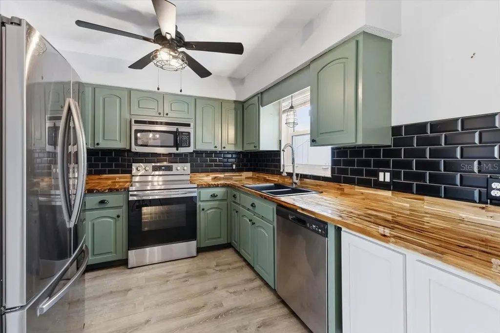 9601 Gulfstream Boulevard Englewood FL 34224