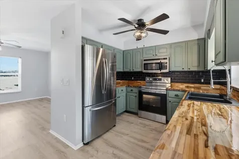 9601 Gulfstream Boulevard Englewood FL 34224