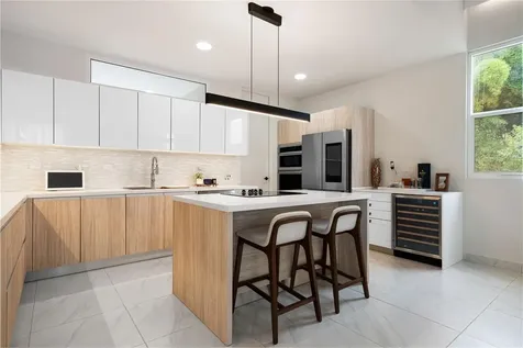 153 River Terrace Juncos PR 00777