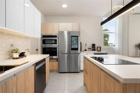 153 River Terrace Juncos PR 00777