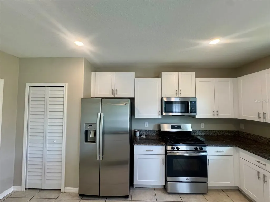 5415 Amaryllis Garden Street Apollo Beach FL 33572