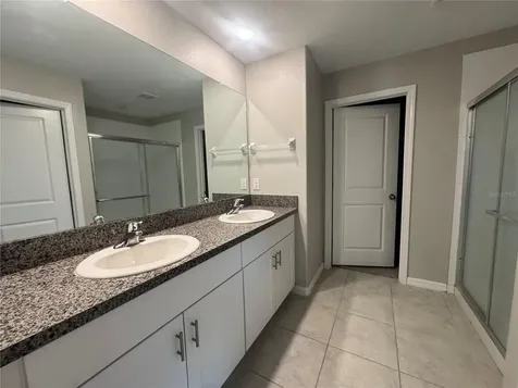 5415 Amaryllis Garden Street Apollo Beach FL 33572