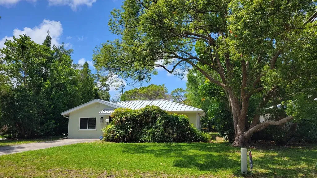 640 47th Street Sarasota FL 34234