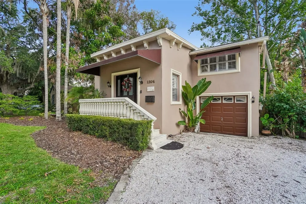 1204 E Park Circle Tampa FL 33604
