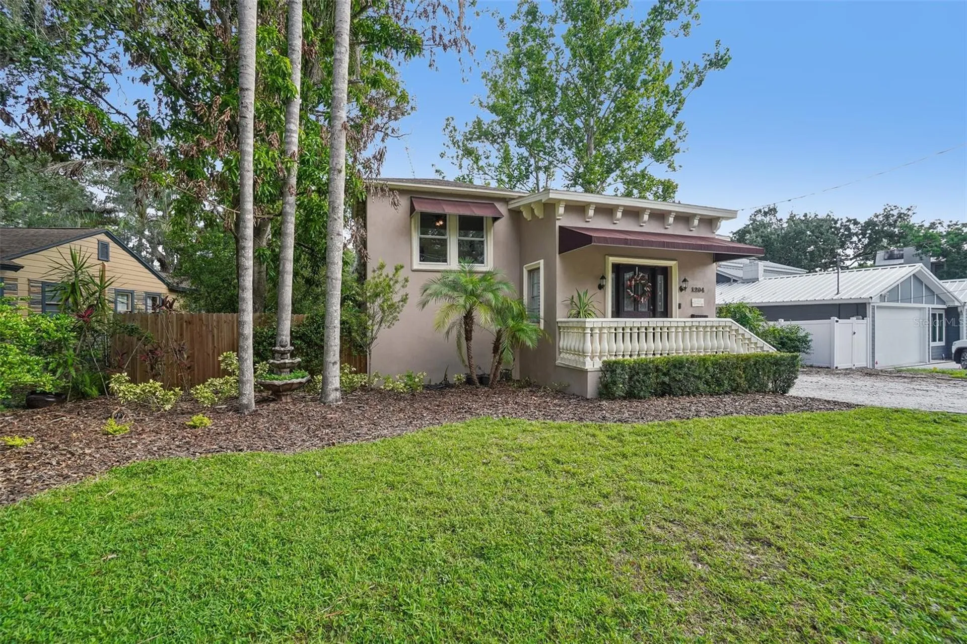 1204 E Park Circle Tampa FL 33604
