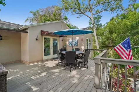 1204 E Park Circle Tampa FL 33604
