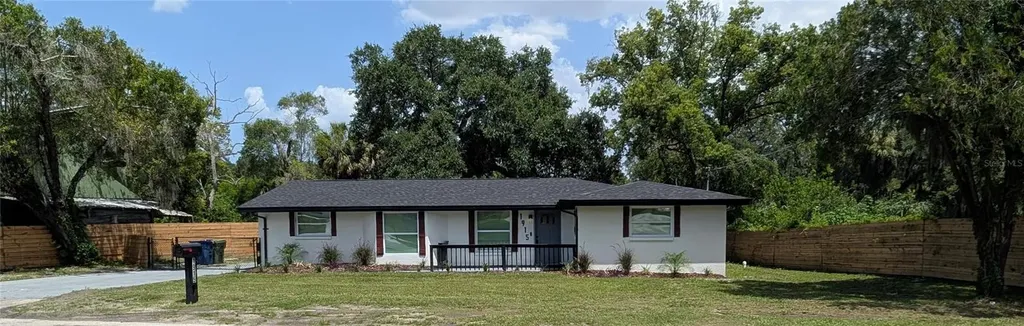 1915 E Mulberry Drive Tampa FL 33604