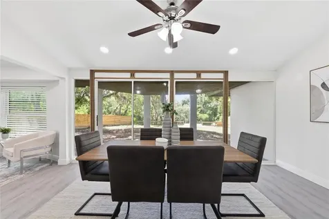1915 E Mulberry Drive Tampa FL 33604