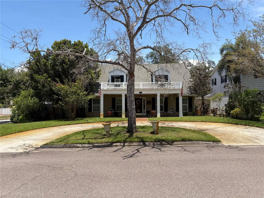4121 W De Leon Street Tampa FL 33609