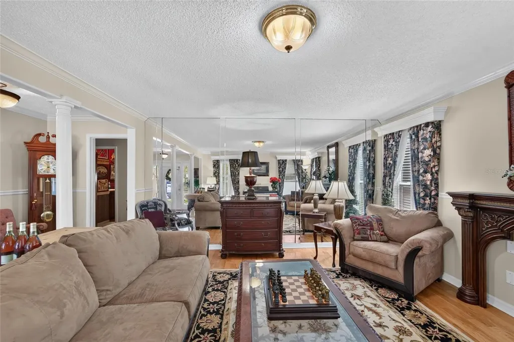 4121 W De Leon Street Tampa FL 33609