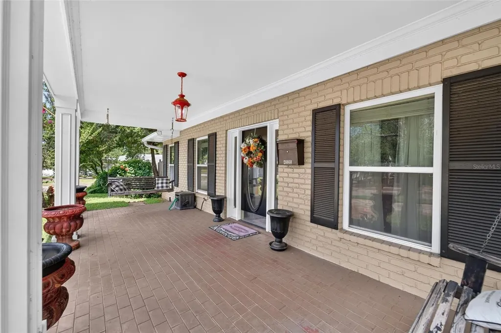4121 W De Leon Street Tampa FL 33609