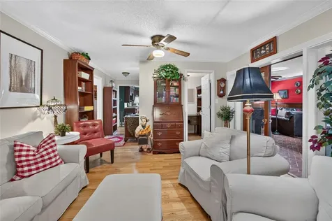 4121 W De Leon Street Tampa FL 33609