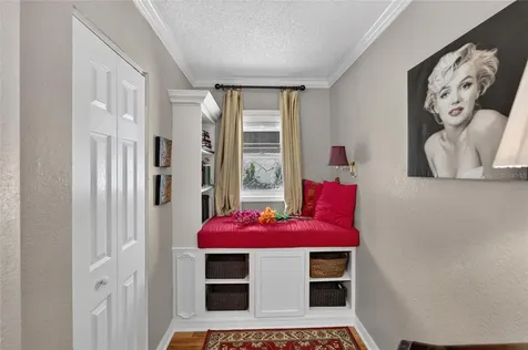 4121 W De Leon Street Tampa FL 33609