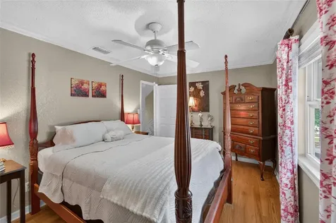 4121 W De Leon Street Tampa FL 33609